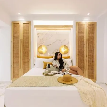 Venus Suite With Hot Tub Agios Prokopios  Exterior photo